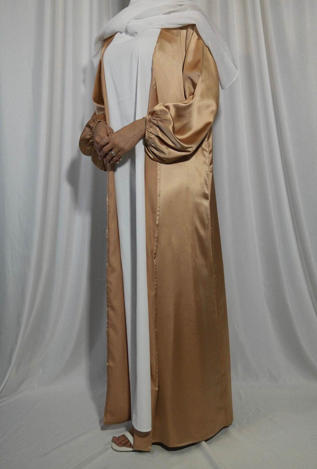 Femme Abaya Gold